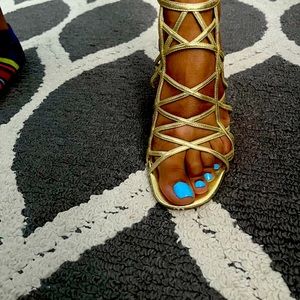Via Spiga Gold Heels 9.5